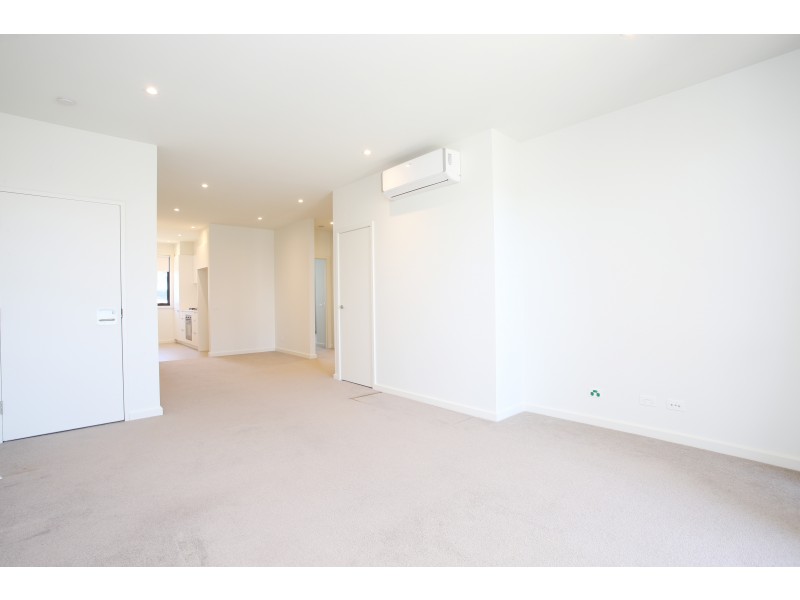 2/4 Bellevue Road, Cheltenham VIC 3192