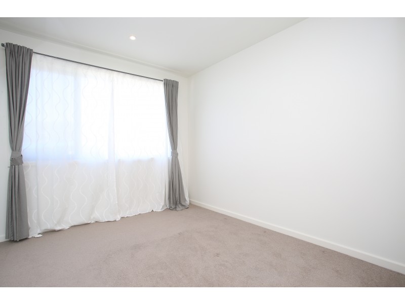 2/4 Bellevue Road, Cheltenham VIC 3192