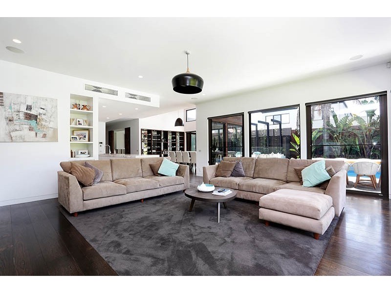 2 Lorraine Street, Hampton VIC 3188