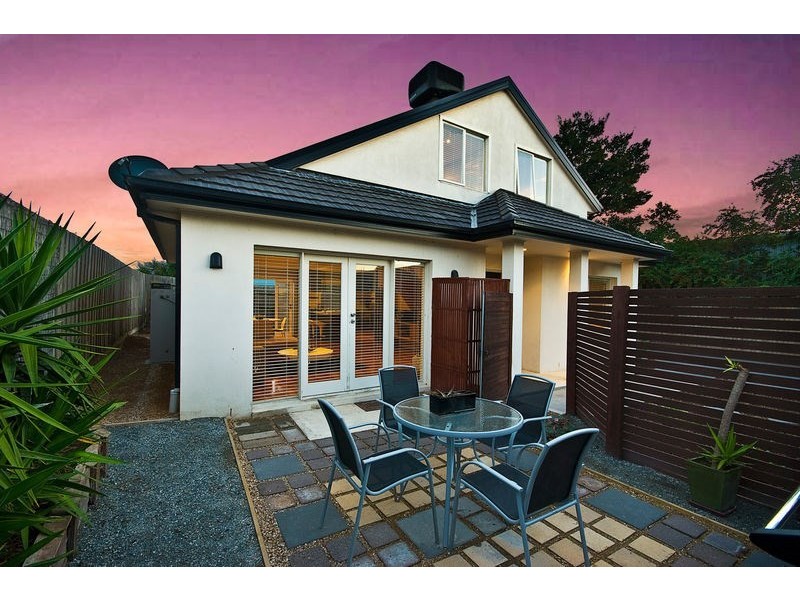 2/1382 North Road, Oakleigh South VIC 3167