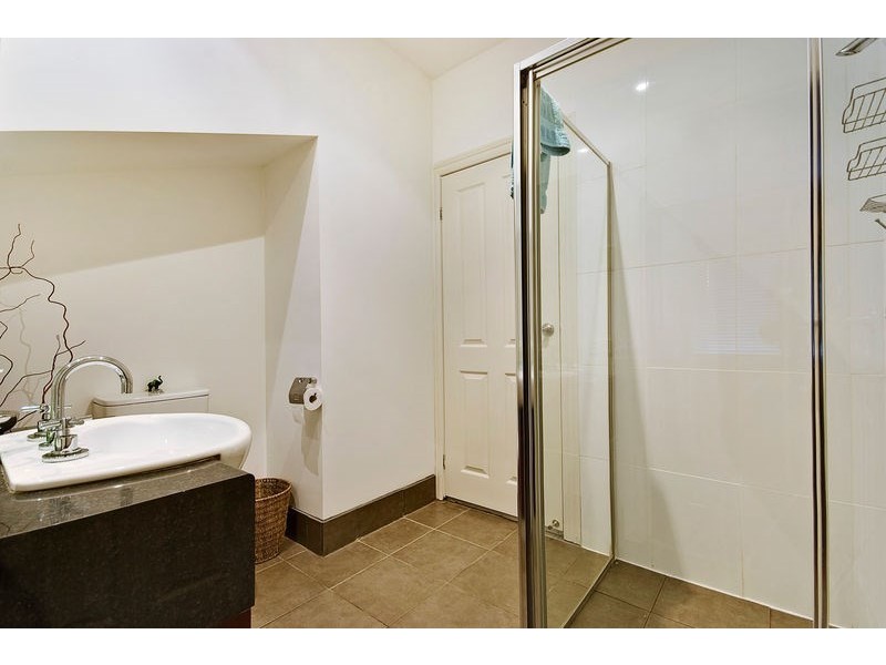 2/1382 North Road, Oakleigh South VIC 3167