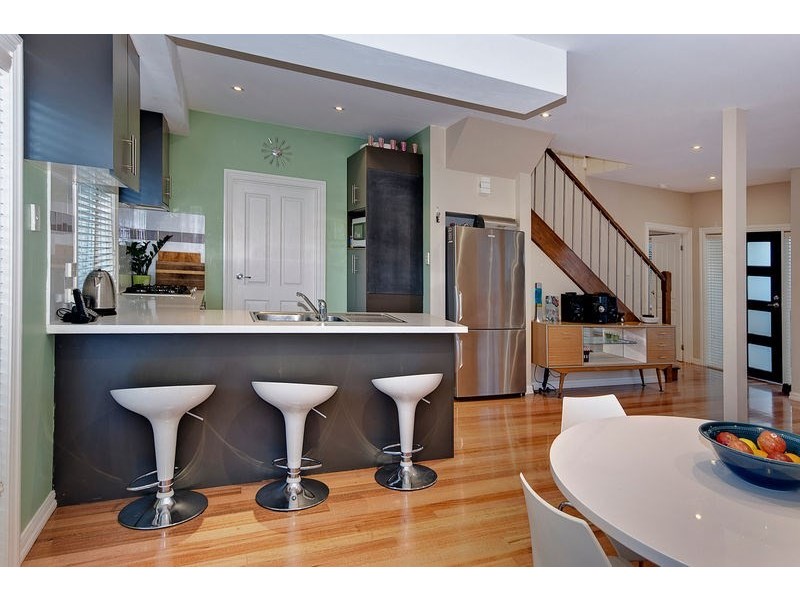 2/1382 North Road, Oakleigh South VIC 3167