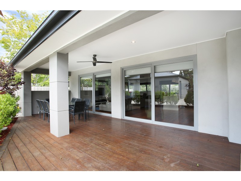 10 Zodiac Street, Burwood VIC 3125