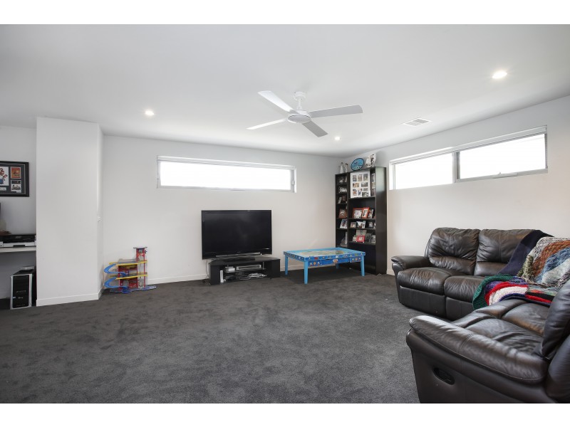 10 Zodiac Street, Burwood VIC 3125