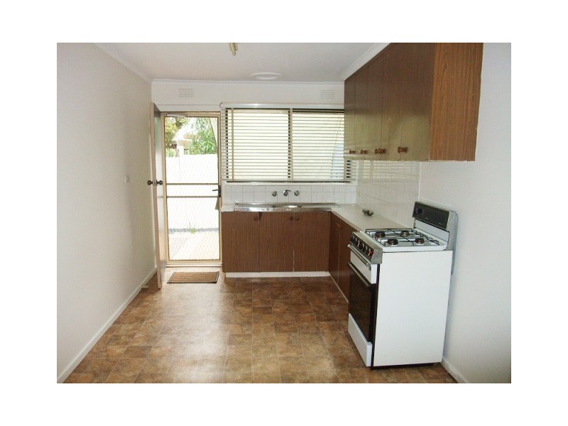 4/44 Warren Road, Cheltenham VIC 3192