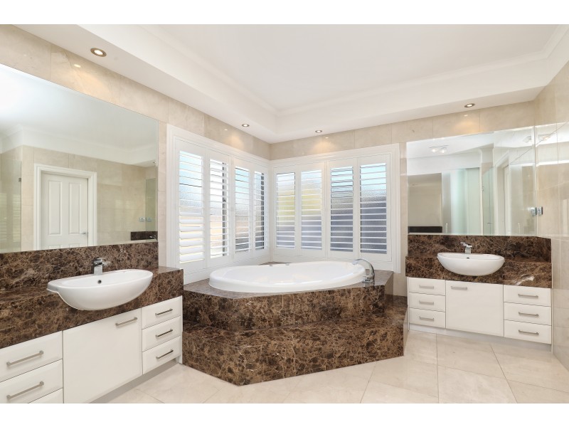 8 Fuller Street, Caulfield South VIC 3162