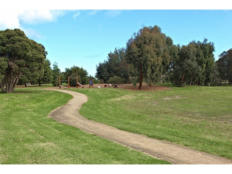 2/74 High Street, Frankston VIC 3199