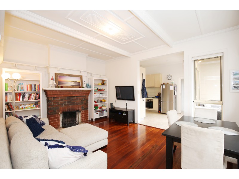 3A/13 Bluff Avenue, Elwood VIC 3184