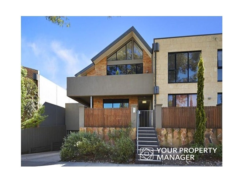 2/95 Highett Road, Hampton VIC 3188