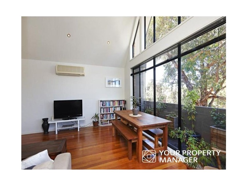 2/95 Highett Road, Hampton VIC 3188