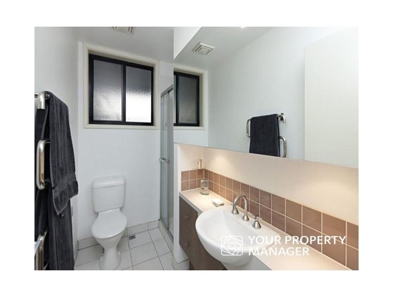 2/95 Highett Road, Hampton VIC 3188