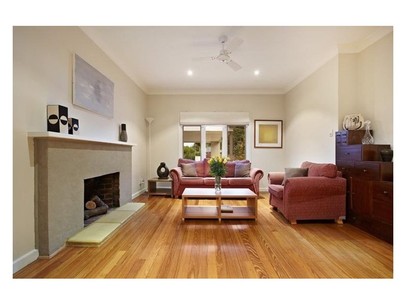 15 Mernda Avenue, Cheltenham VIC 3192