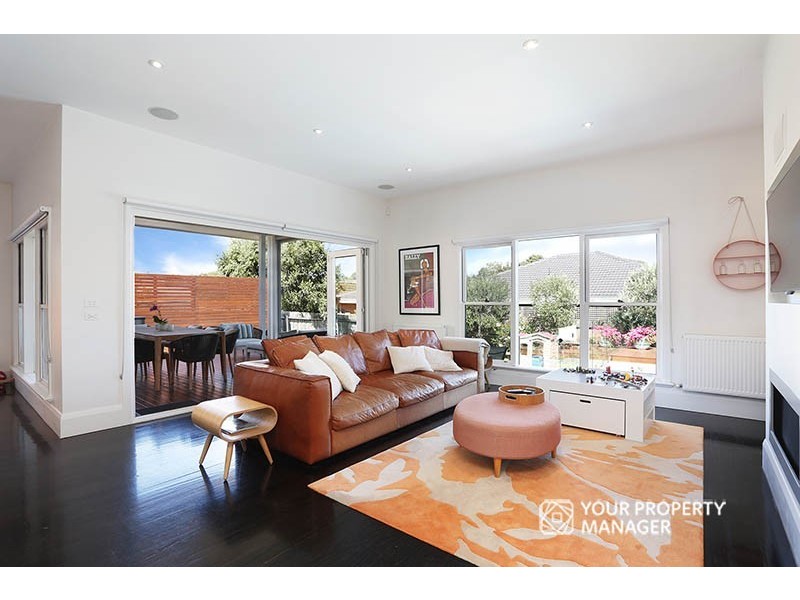 108 Linacre Road, Hampton VIC 3188