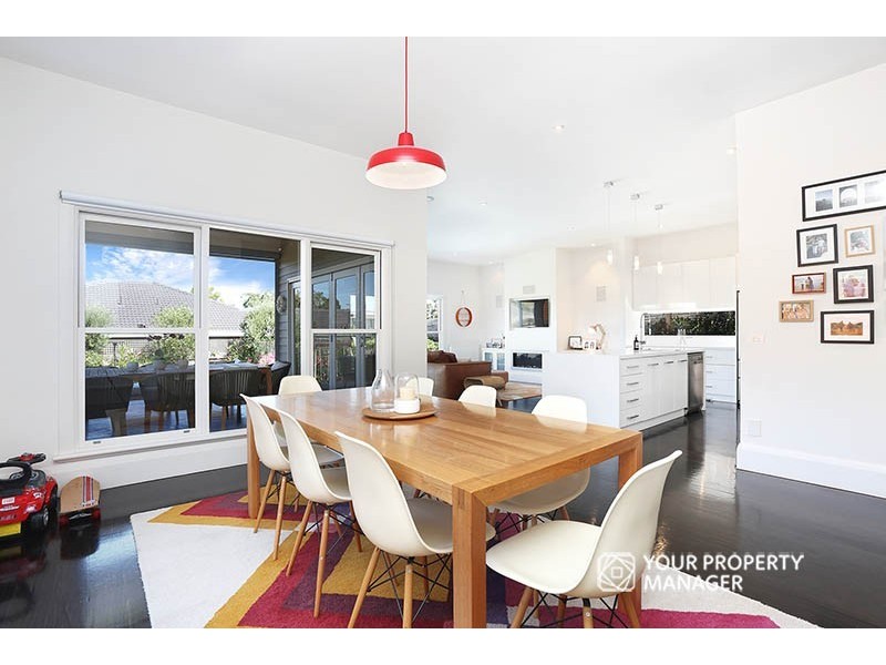 108 Linacre Road, Hampton VIC 3188