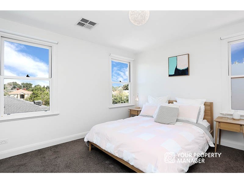108 Linacre Road, Hampton VIC 3188