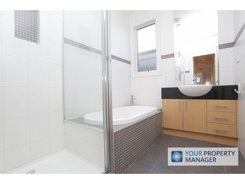 1a Ivy Street, Cheltenham VIC 3192