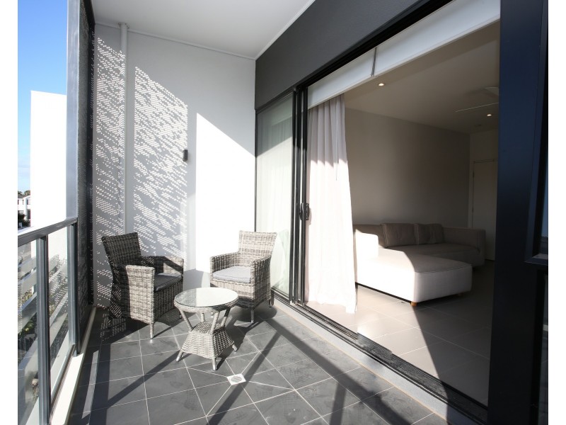 2/8 Bellevue Road, Cheltenham VIC 3192