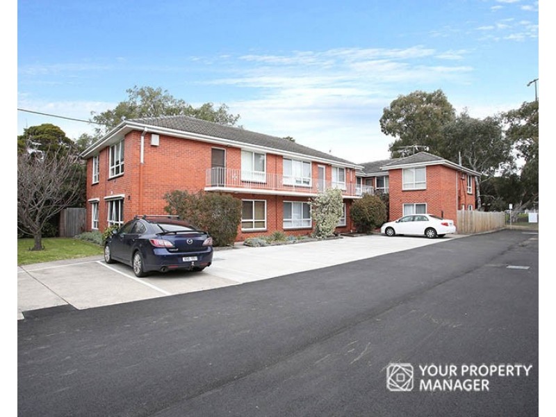 4/3 Mackenzie Street, Cheltenham VIC 3192