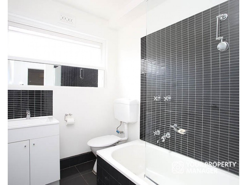 4/3 Mackenzie Street, Cheltenham VIC 3192