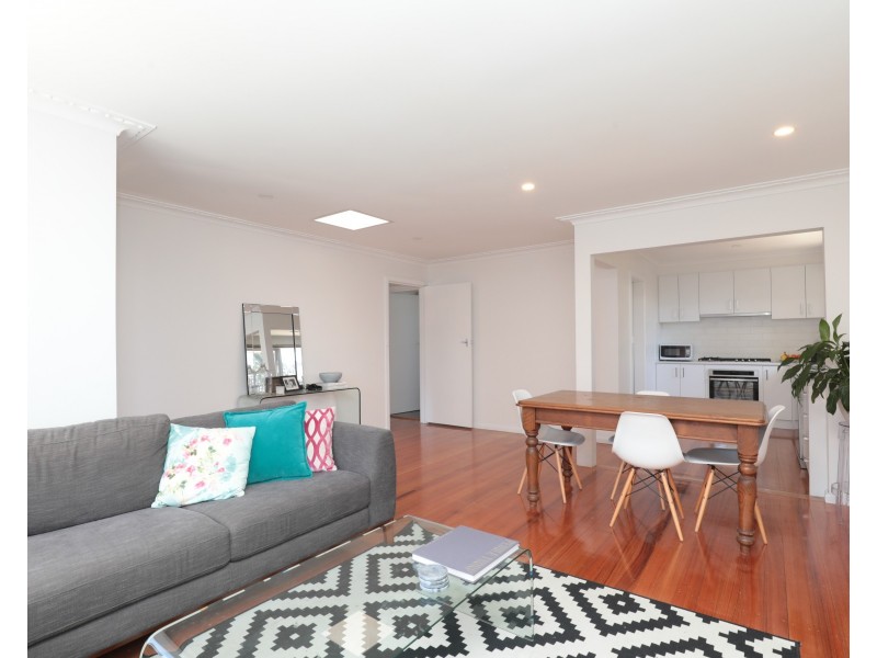 4/2a Keefer Street, Mordialloc VIC 3195