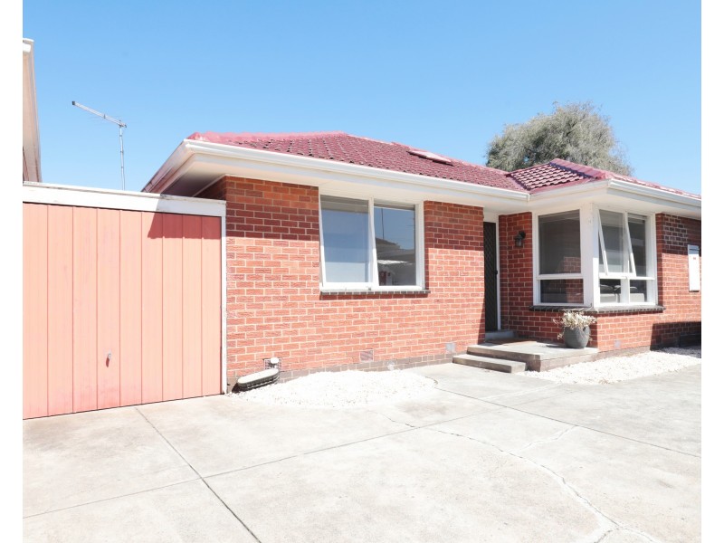 4/2a Keefer Street, Mordialloc VIC 3195