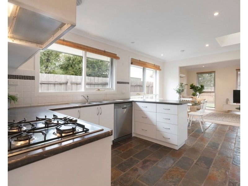 71 Jabiru Drive, Chelsea Heights VIC 3196