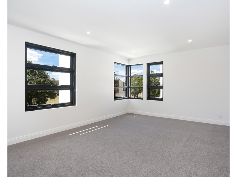 6 Dacey Street, Brighton East VIC 3187