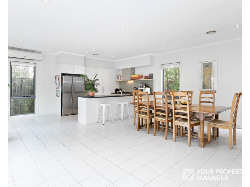 33 Carnoustie Parade, Heatherton VIC 3202
