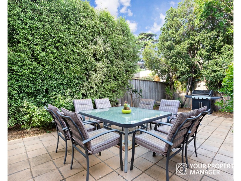 33 Carnoustie Parade, Heatherton VIC 3202