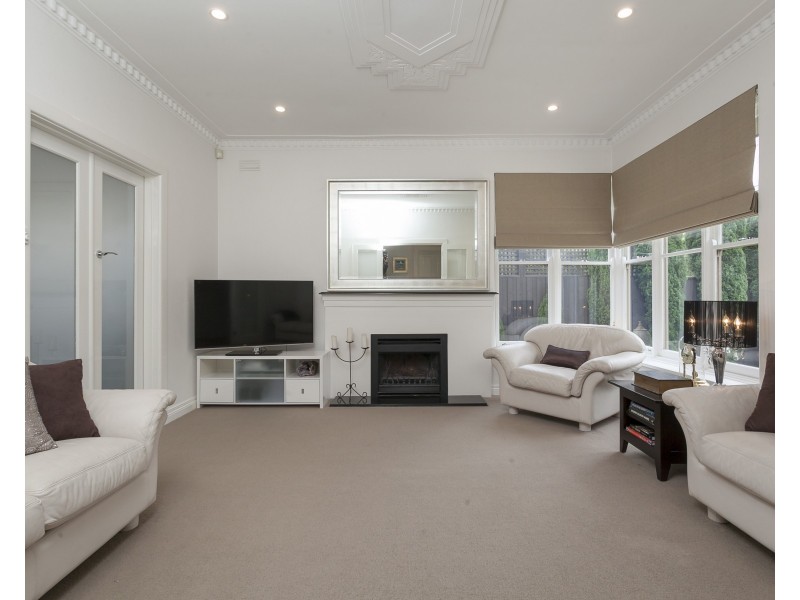 49 Glencairn Avenue, Brighton East VIC 3187