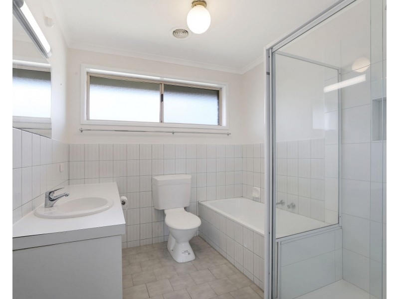 5 Hutchings Court, Chelsea VIC 3196