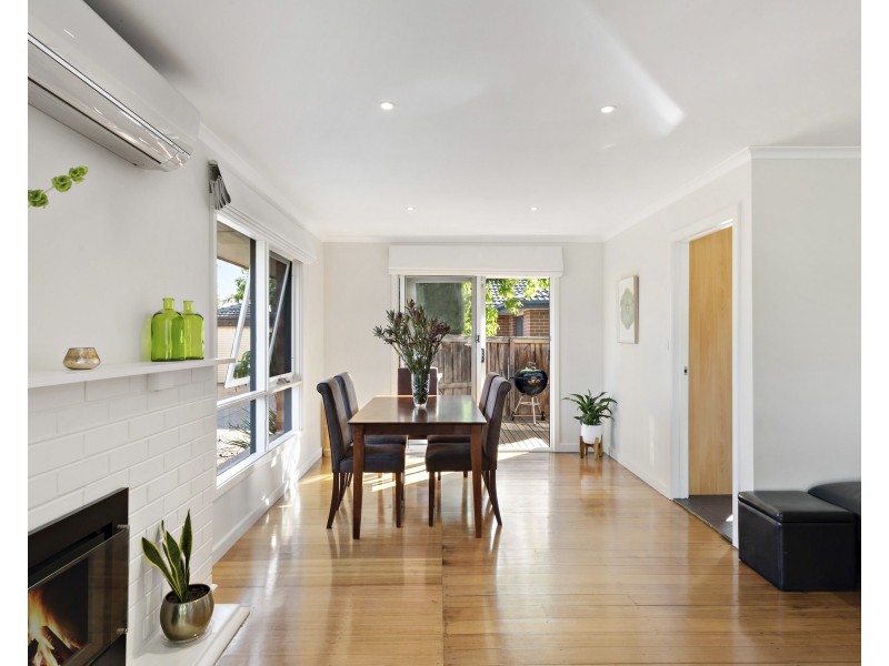 2 Sandalong Court, Bonbeach VIC 3196