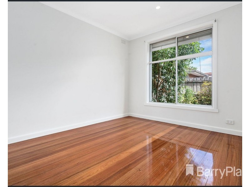 1B Fourth Street, Parkdale VIC 3195