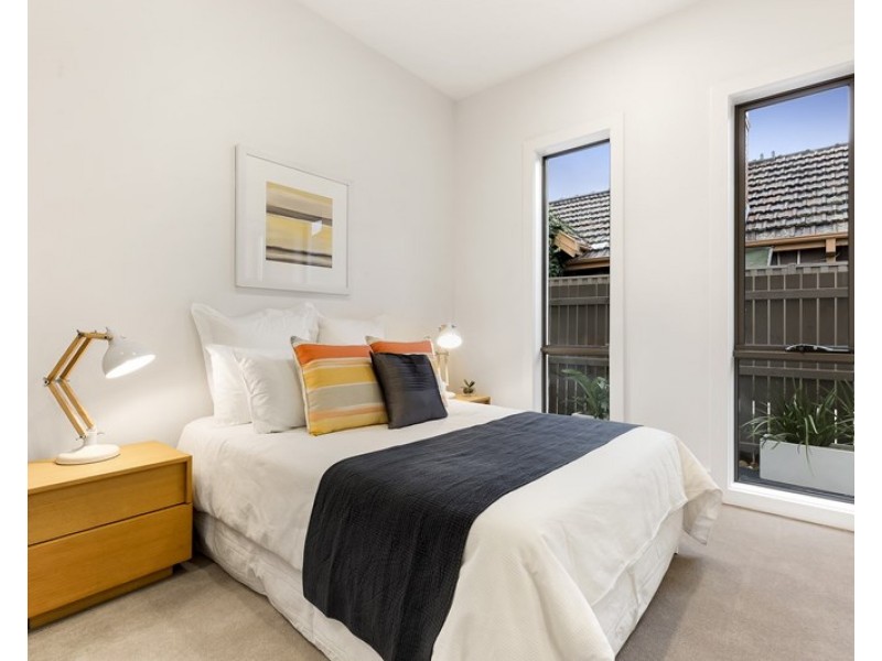 2/42 Highett Road, Hampton VIC 3188