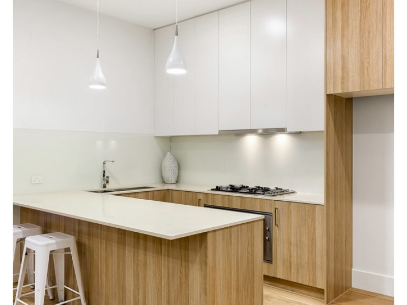 2/42 Highett Road, Hampton VIC 3188