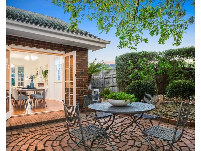 1 St Georges Court, Parkdale VIC 3195