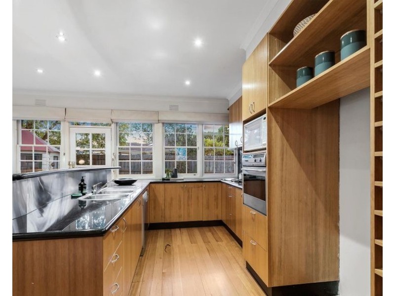 1 St Georges Court, Parkdale VIC 3195