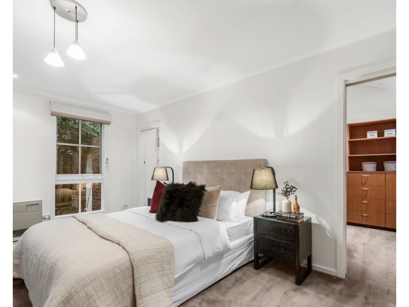 1 St Georges Court, Parkdale VIC 3195