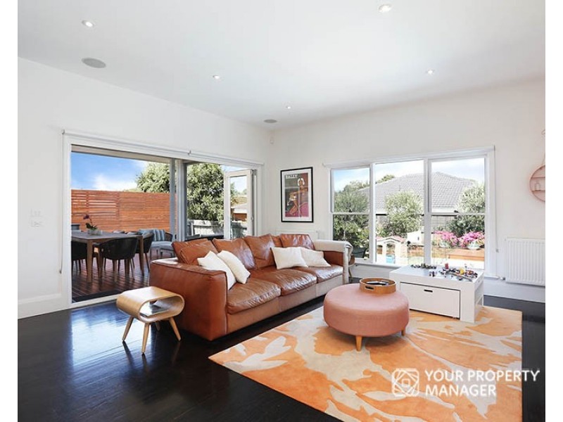 108 Linacre Road, Hampton VIC 3188