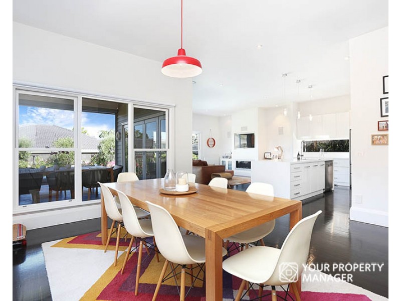 108 Linacre Road, Hampton VIC 3188