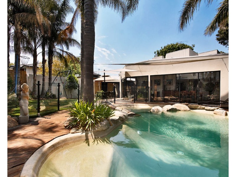 1 Gareth Avenue, Beaumaris VIC 3193