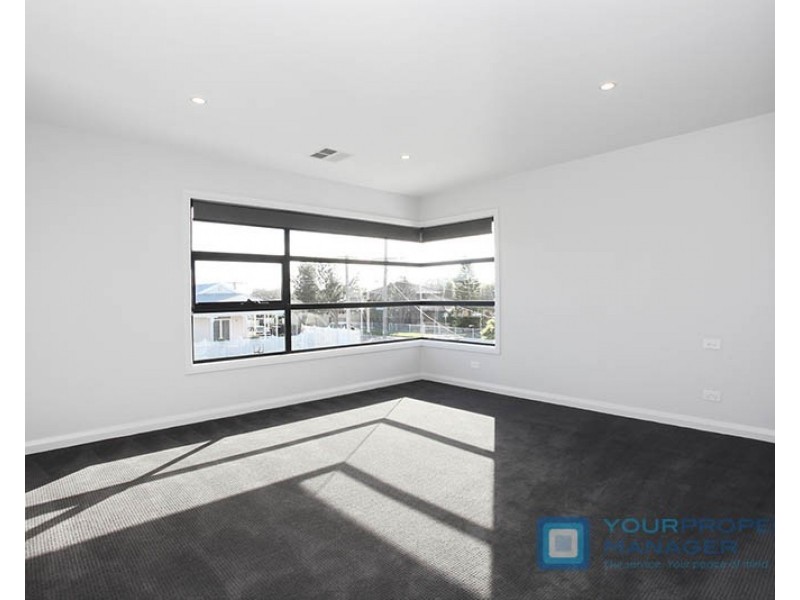 6b Ashmore Avenue, Mordialloc VIC 3195