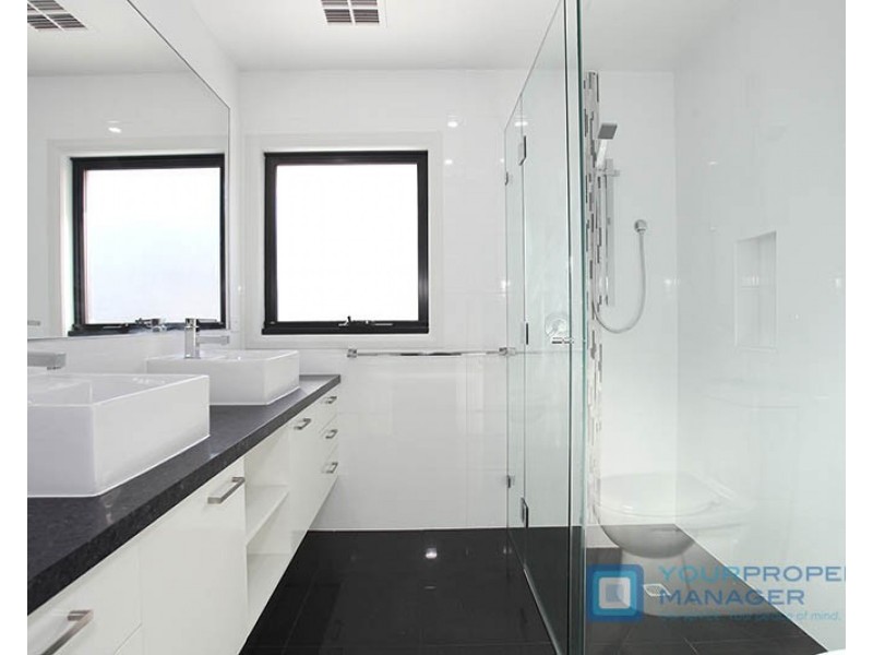 6b Ashmore Avenue, Mordialloc VIC 3195