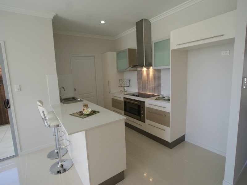 8 Icefire Quay, Trinity Park QLD 4879