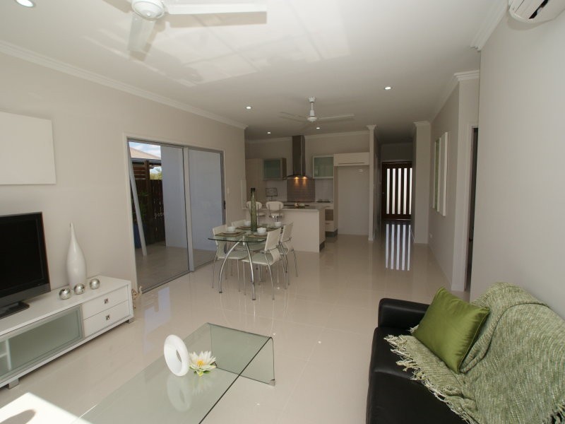 8 Icefire Quay, Trinity Park QLD 4879