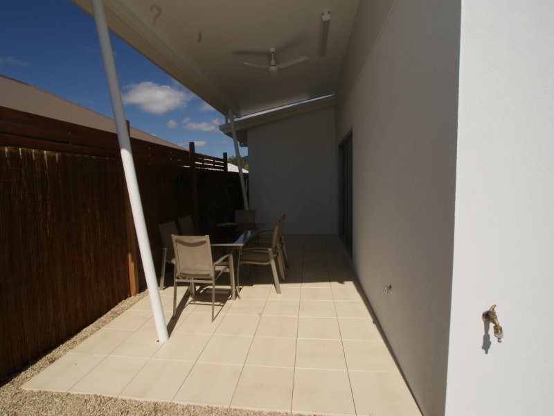 8 Icefire Quay, Trinity Park QLD 4879