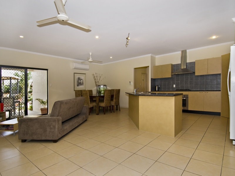22 Moore Road, Kewarra Beach QLD 4879
