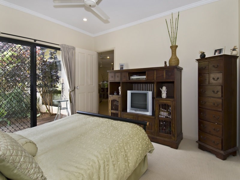 22 Moore Road, Kewarra Beach QLD 4879