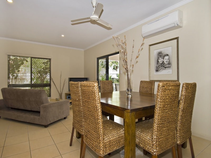 22 Moore Road, Kewarra Beach QLD 4879