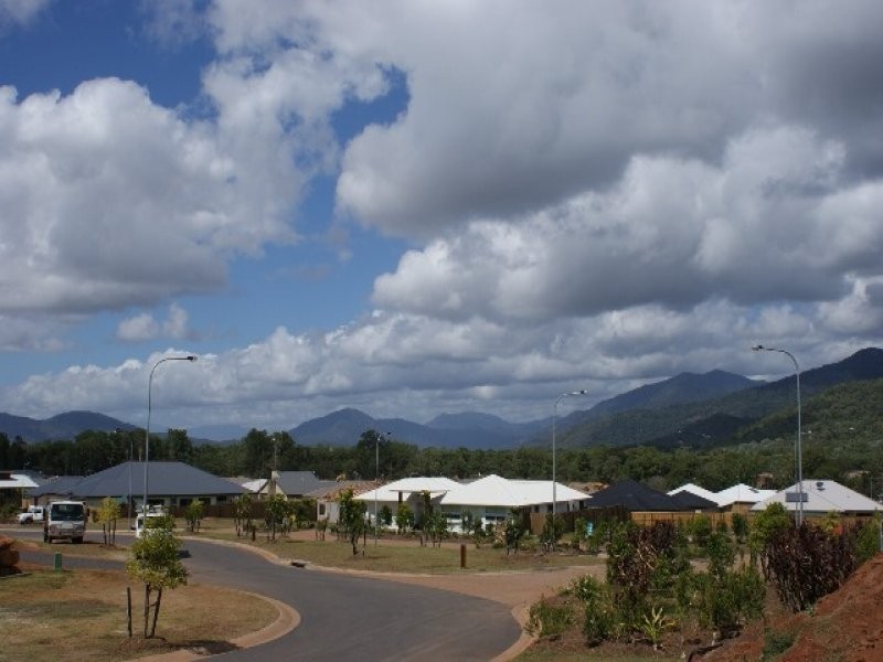 21 Catamaran Circuit, Trinity Beach QLD 4879